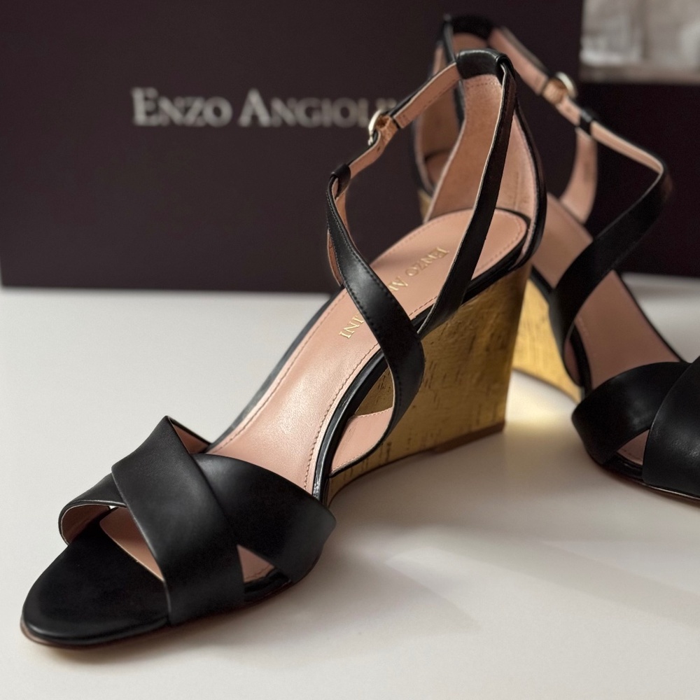 Enzo Angiolini Wedge Heel Sandals in Black Leather and Golden Cork. New in box.